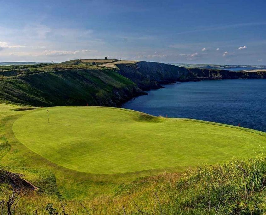 THE OLD HEAD GOLF LINKS